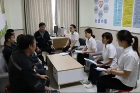 山东能源古城煤矿：当好“三大员” 护航“安全线”图片