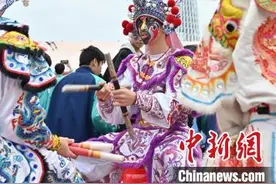 广州：功夫少年展示中华传统武术文化魅力图片