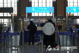 寒潮来袭 暖心行动丨战风雪 保畅通 霍尔果斯24小时通关不停歇图片