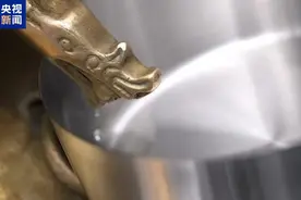 海昏侯墓出土青铜器被成功复刻，可具备蒸馏酒的功能图片