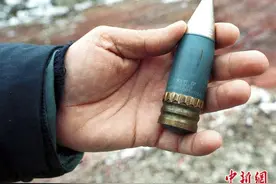 美国向乌提供贫铀武器遭多方反对：“犯罪行径”！丨世界观图片