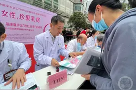 体检查出乳腺结节！体检报告上的分类你看懂了吗？哪些情况要去医院？图片