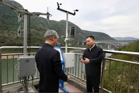 李国英调研嘉陵江治理保护工作图片