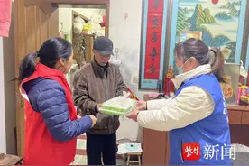 盐城市亭湖区东亭湖街道光荣社区开展“温情冬至 暖意浓浓”志愿服务活动图片
