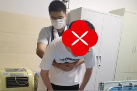 国庆值班，医生用这个方法救下两名异物卡喉危在旦夕的病人图片
