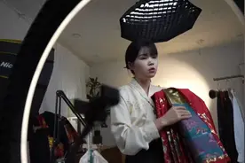 山东：“汉服生产基地”曹县 电商发力备战“双十一”图片