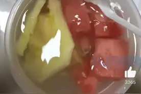热搜第一！沪上阿姨21元饮品只有3种水果，最新回应图片