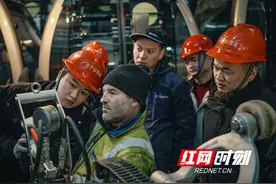 张家界国家森林公园天子山索道年度检修 奥地利机械师担纲“主检”图片