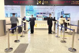免签！老外来烟旅游“说来就来”图片