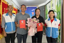 教师节特别礼物！商丘一对教师夫妻签下器官捐献志愿书图片
