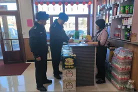 尚志市公安局开展“九小场所”安全检查与宣传行动图片