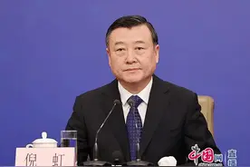 住建部：2000年以前建成的老旧小区纳入城市更新改造范围图片