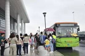 “湾区1号线”刷新客流纪录！番禺两站旅客发送量位居全线各站前三图片