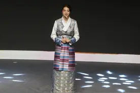 降巴克珠妻子金武鲆：“未来我们会把孩子送入军营继续传承家规精神”图片