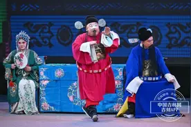 经典大戏庆元宵 吉剧《桃李梅》再绽芳华图片