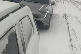 瓜州滞留车辆已逐步上路！亲历者讲述瓜州滞留状况：走到第5天不敢再冒险图片