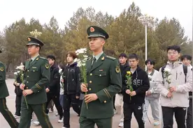 致敬英雄！他们的名字永远闪亮图片