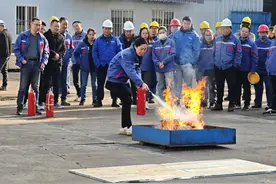 消防贴身护航企业复工复产 筑牢安全防线助力经济“开门红”图片