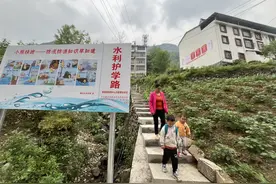 “态度总是第一位的”图片