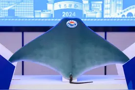 搭载高精度传感器还能以假乱真，智能软体仿生鱼“文鳐”问世图片