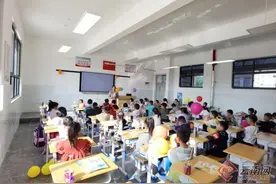 云南省昭通市5所学校按期建成并交付使用图片