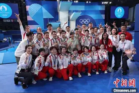 （巴黎奥运）曹缘男子10米台摘金 “梦之队”首次包揽跳水8金图片