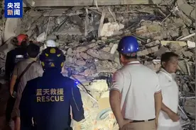 中国蓝天云南救援队抵达缅甸地震重灾区曼德勒省图片