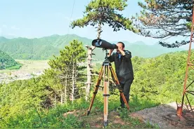 “鹰眼”守卫 护林保绿——记小陇山林业保护中心护林员金国徽图片