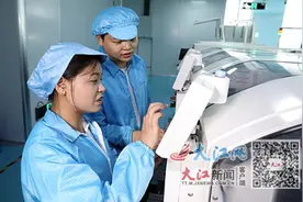 当好用工企业的“贴心人”（图）图片