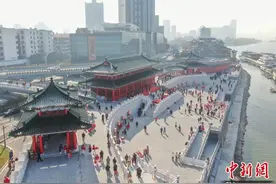 滕王阁景区北扩竣工开放 近千游客“诵序迎新”图片