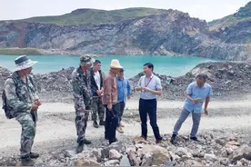 为国找矿为己任 深情献于大别山图片