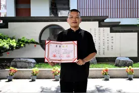 福州这位老师，从教25载，献血25载！图片