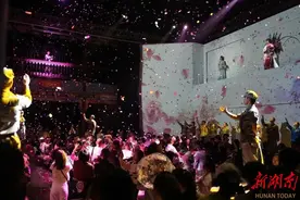 桃花源“奇幻之夜”点燃夜游热图片
