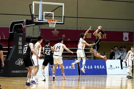 2023-2024赛季中国篮球发展联赛第三阶段比赛在宁夏灵武开赛图片