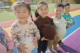 日照经开区汉中路幼儿园开展母亲节活动图片