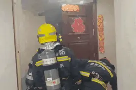 智能门锁突然起火，竟是因为它！重庆人赶紧自查→图片