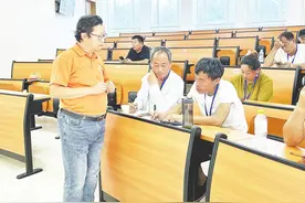 ​中国农业大学烟台研究院开展果树无人机施药技术技能培训图片