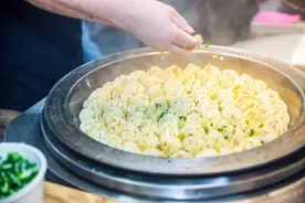 余杭这家早餐店火了！6元/个的生煎包曾在迪拜卖疯！众多美食家赶来打卡！图片