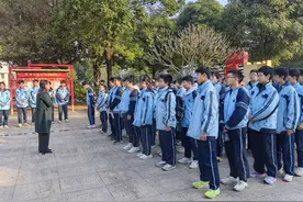 体验职教魅力 感受职教新发展——南宁市第一职业技术学校携手南宁市第十五中学开展职普融通活动图片