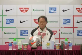 广东队主帅周穗安：临门一脚有待加强，希望次回合氛围更热烈图片