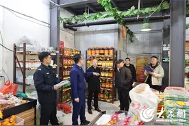 微山县韩庄镇开展“九小场所”消防安全大排查大整治图片