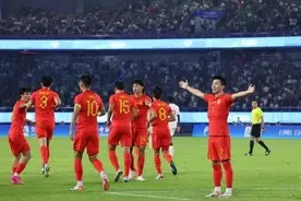 1-0力克卡塔尔！中国男足晋级亚运八强，10月1日将战韩国队图片