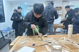 植物探秘、创意木工、水火箭制作……南京中小学“星光计划”科技周开启图片