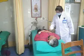 亲人去世后，老人患眩晕症，中西医结合治疗让他摆脱“天旋地转”图片