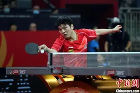 成都国际乒联混合团体世界杯国乒取得六连胜 马龙点赞勒布伦兄弟图片