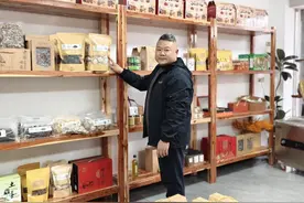 洪山镇：这名退伍军人闯出助农带货新路径图片