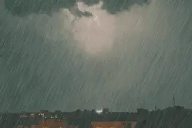 刚刚｜天津暴雨预警！大暴雨+冰雹+10级大风！局地100毫米以上……图片