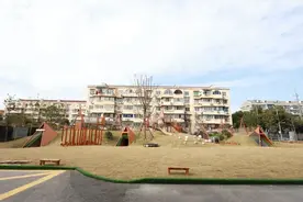 这座新建成的乐园里，每天都在诞生小小收藏家、摄影家、创造家……图片