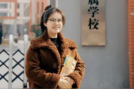 “每一株幼苗”的成长轨迹，她都用爱记在心里图片