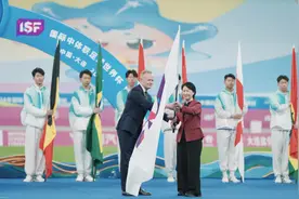 苏州成为2026年国际中体联足球世界杯主办城市图片